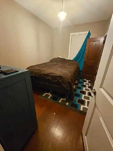 Fully furnished room for rent in Estevan Image# 1