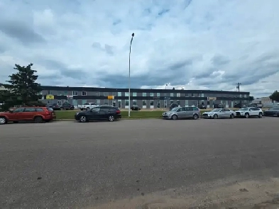 Warehouse in South Edmonton - 2200 Square feet Image# 1