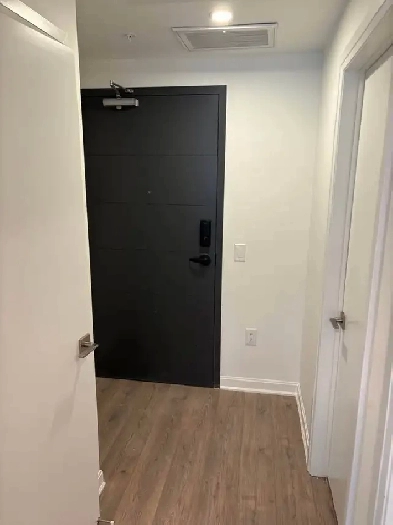 One bed and Den Brand new apartment, Kingston, Ontario Down Town Image# 8