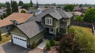 FAMILY HOME IN NORTH BATTLEFORD Image# 2