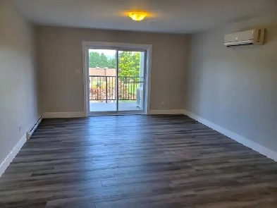 BRIGHT 2 BED/1 BATH APARTMENT FOR RENT – DEEP RIVER Image# 8