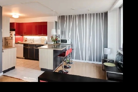 FULLY FURNISHED modern downtown condo Image# 7