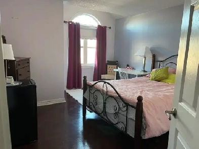 Nice Rooms Near Algonquin Barrhaven Amazon Incl Image# 6