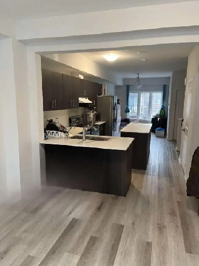 3 1Beds Townhome In Cambridge - For Rent Image# 12
