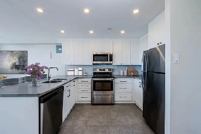 SPACIOUS 2 BEDROOM APARTMENT FOR RENT IN BRADFORD! Image# 1