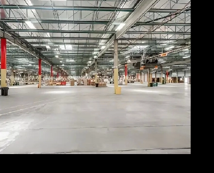 250,000 SQFT Warehouse - East Broadway (vancouver) Image# 1