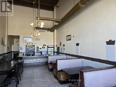 Serve It Up! 40-Seat Restaurant in Prime Plaza Image# 1