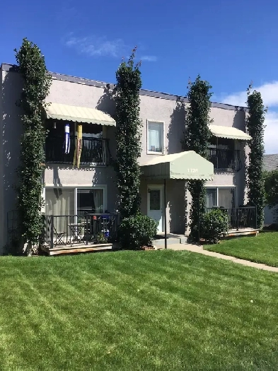 1728 28 Avenue SW - 2 Bedroom Apartment Image# 1