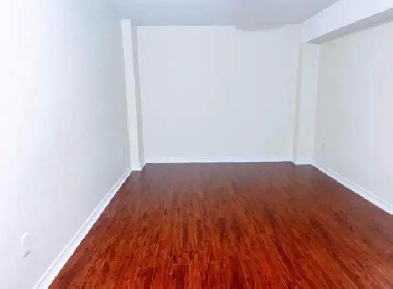 One Large Room avalible for rent Image# 6