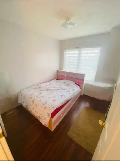 room for rent (girls only) Image# 1