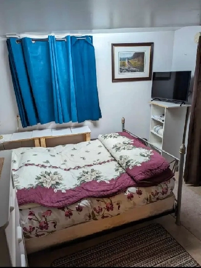 Basement Room with Private Bathroom Image# 1