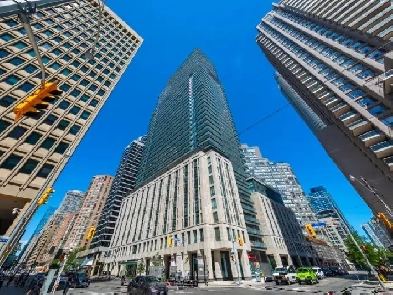 $2,500/Month - Downtown Condo - Near U of T and Yorkville Image# 4