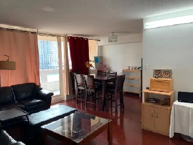 Room for Rent in Condo (Square One) August 1 Image# 1