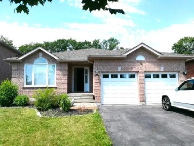 3 Bedroom House for Rent - Main Floor, Upper Floor and Basement Image# 1