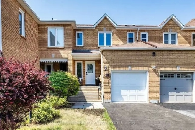 Bright and Cozy 3 Bedroom Townhome Ready To Move In! Image# 1