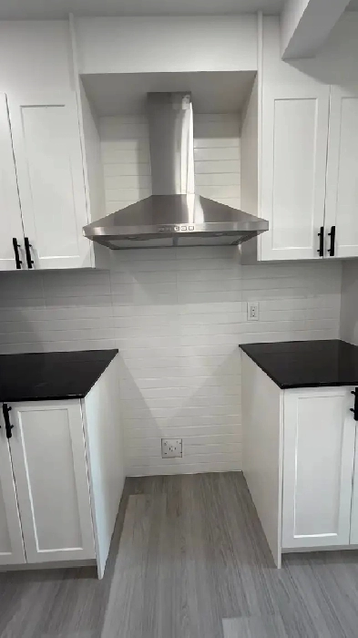 À louer – Magnifique condo 4 ½ entièrement rénové – 1050 pi² Image# 7