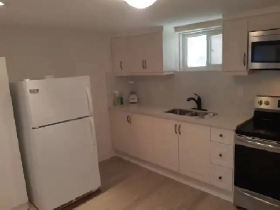 SCARBOROUGH NORTH EAST - BASEMENT APARTMENT Image# 7