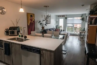Condo moderne 2 chambres Image# 5