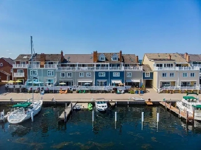 Waterfront Condo for Lease in Sarnia Image# 1