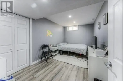 spacious private Room for rent Image# 1