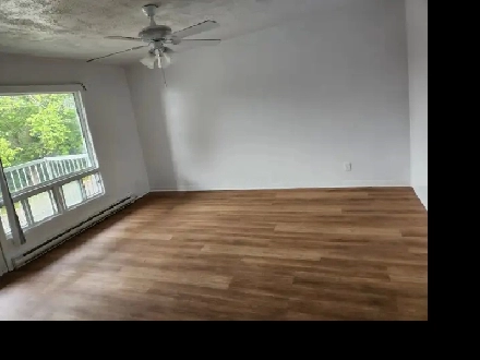 Spacious 5 1/2 for rent $2000./month Image# 7