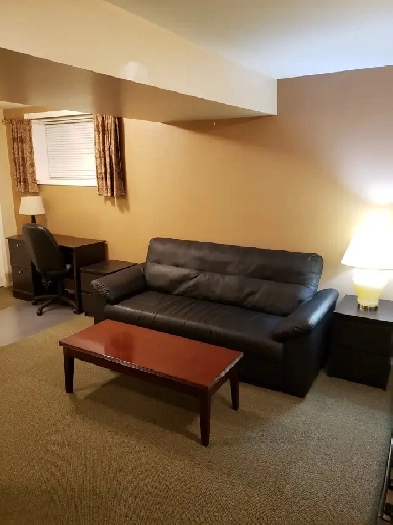 Furnished Bachelor suite, Huntington Hills N.W. Image# 2