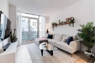 Spacious 1 Bedroom Condo for Rent in Oakville Image# 1