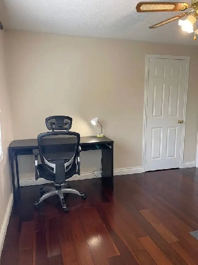 Private Fully Furnished Room for Rent in Erin Mills, Mississauga Image# 2