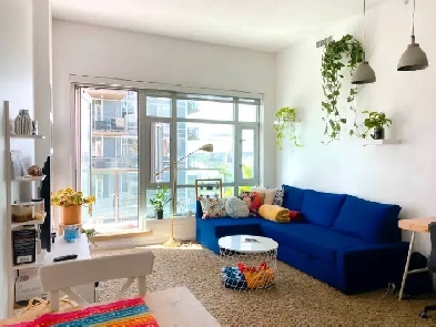 1 Bedroom Condo Downtown/ Victoria Park All Inclusive Image# 3