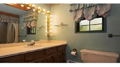 Wonderful House for Rent in South Surrey BC Image# 1