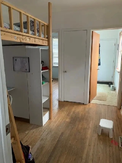 House for Rent in Toronto Image# 3