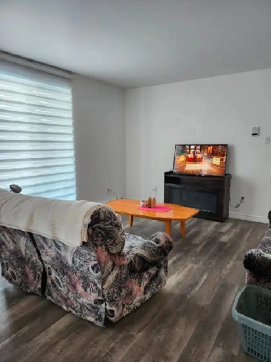 Style Condo 4 1/2 secteur tranquille Image# 1