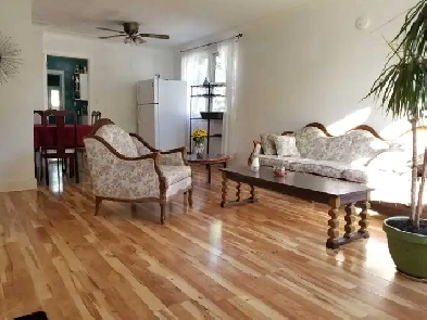 Room Windsor Ford/University/BatteryPlant大 Image# 1