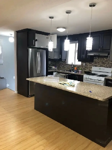 three bedroom house for rent in Brampton Image# 1