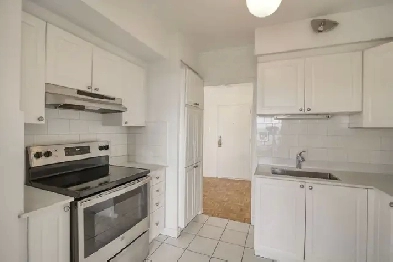 2-bedroom 2-bathroom apartment in downtown Montreal - ID 3024 Image# 1