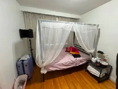 Furnished Room for Rent – Female Only – Downsview Park Image# 1