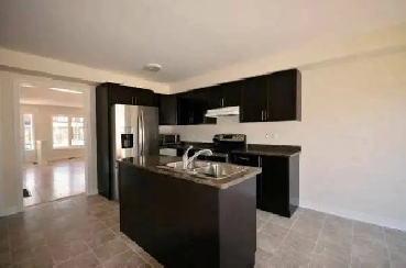 FURNISHED NIAGARA COLLEGE UPSTAIRS ROOM - WIFI, UTILTIES INCL Image# 1