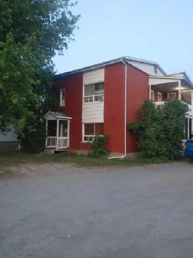 Furnished bedroom for rent! Image# 1