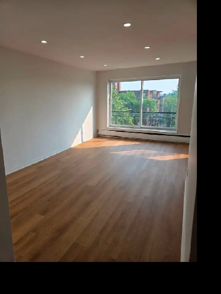 Renovated 3.5 Apartment for rent in Ville Saint-Laurent Image# 3