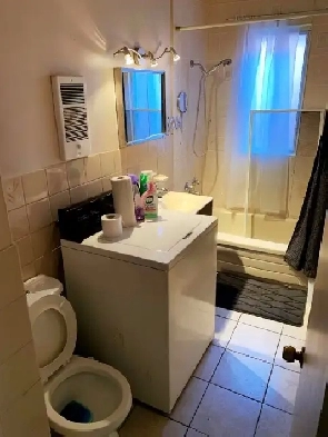Non smoker 2 room 3-1/2 beside metro angrignon available now Image# 3