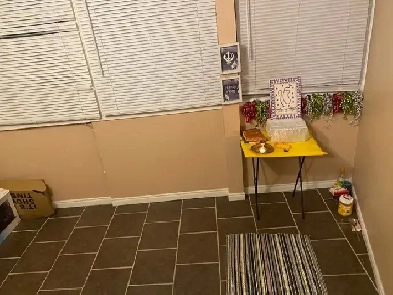 Room for rent,step to MOHAWK,availble NOW Image# 3