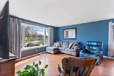 Welcome to 149 Bellcreft Drive in the middle of wine country Image# 1