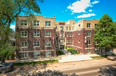 859 Grosvenor Ave - 1 BR Apartment for Sublet, Available Sept. 1 Image# 5