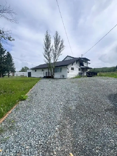 4 Bed, 1.5 Bath House for Rent Image# 1