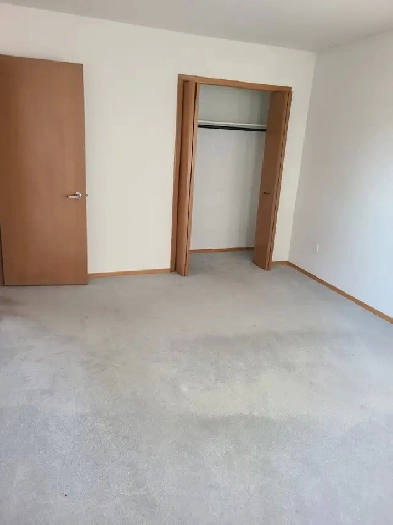 Beautiful 2 Rooms for Rent Image# 1