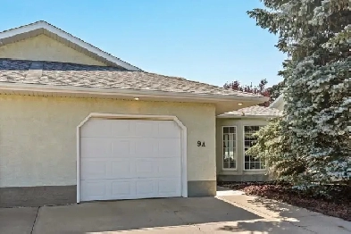 Stylish Duplex Living – No Condo Fees! Image# 4