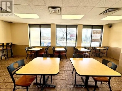 Restaurant   Building   Parking – London Investment Opportunity Image# 1