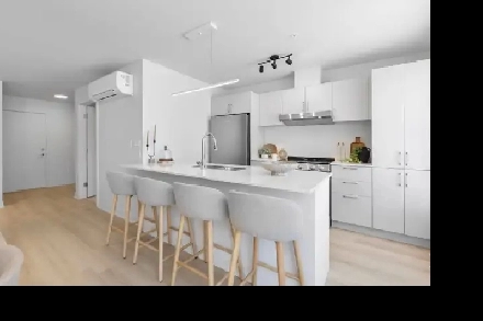 Appartement 31/2 neuf à 10min DIX30 - Gym, piscine, salle mutli Image# 9