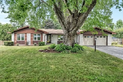 4/BED 3/BATH HOME NEAR BAYSHORE & QUEENSWAY CARLETON FOR SALE! Image# 11