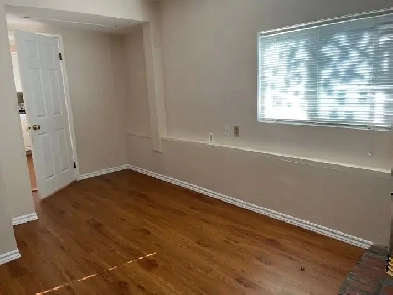 Private rooms for rent Image# 1